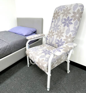 High Back Day Chair - Image 4