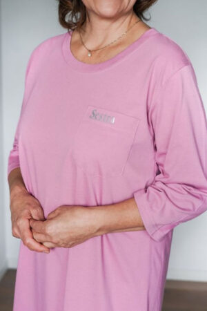 Adaptive Open Back Round Neck 3/4 Sleeve Long T-Shirt - Image 4